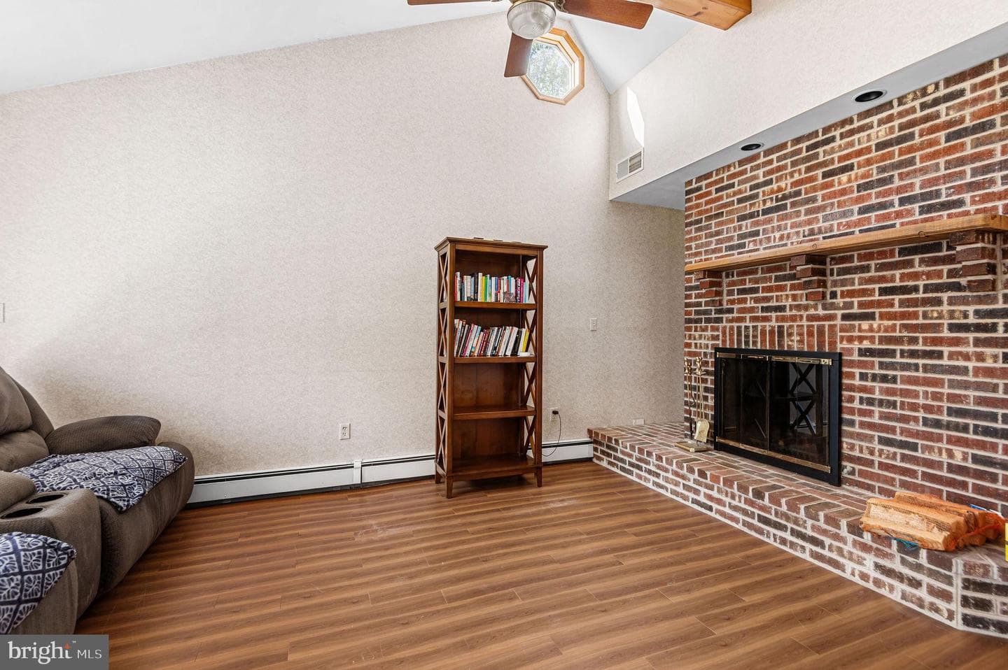 1022 Rozel Avenue photo 5