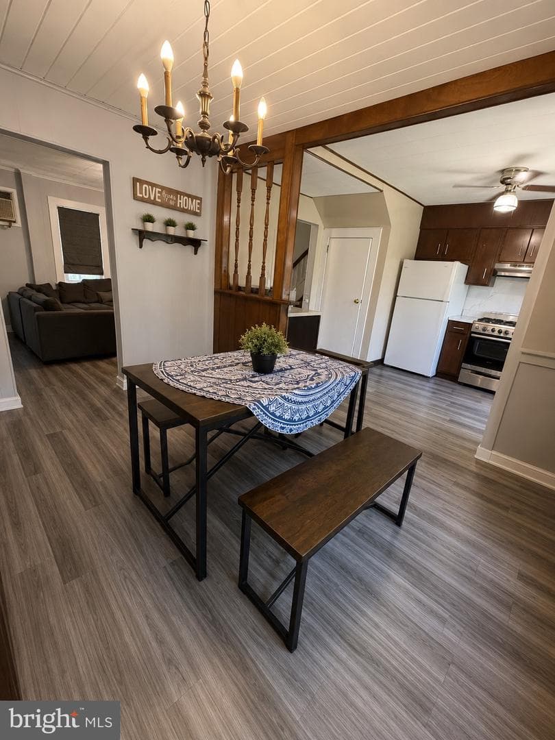 2110 Wilson Avenue photo 9