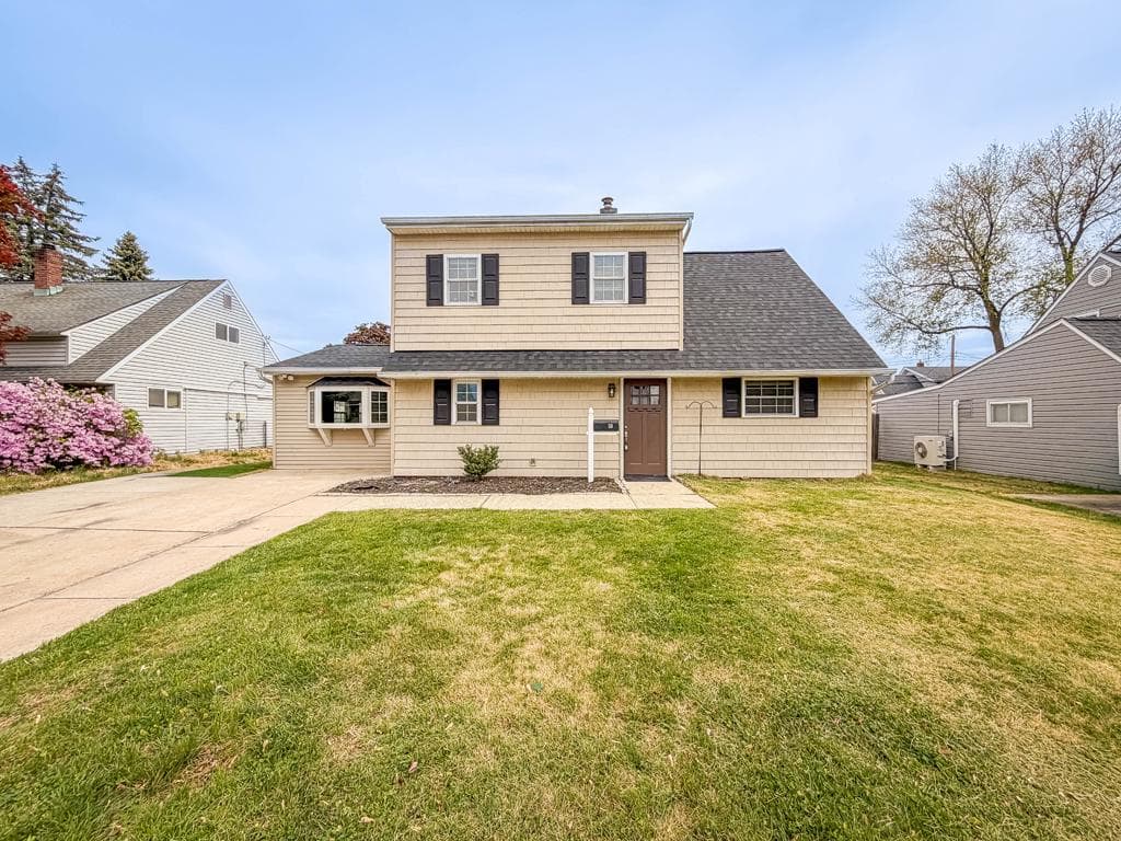70 Huckleberry Lane