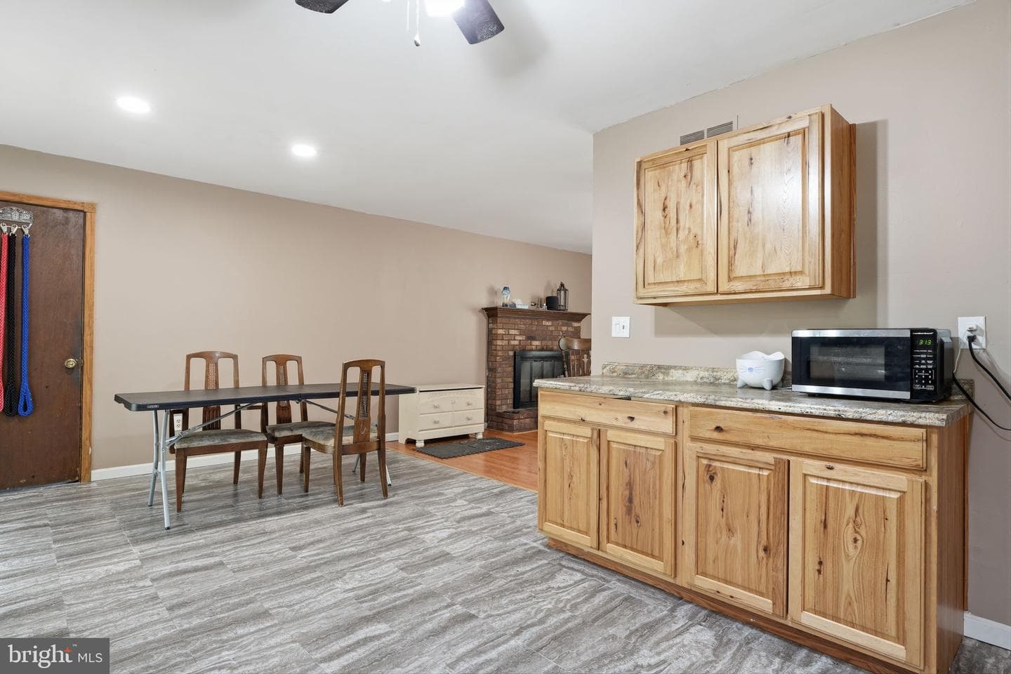 1000 Manor Lane photo 11