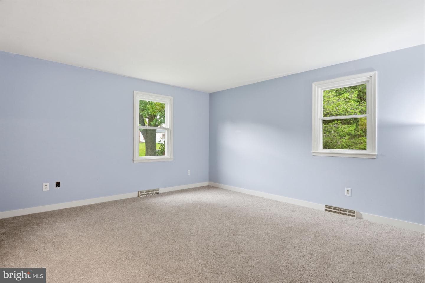 1000 Manor Lane photo 14