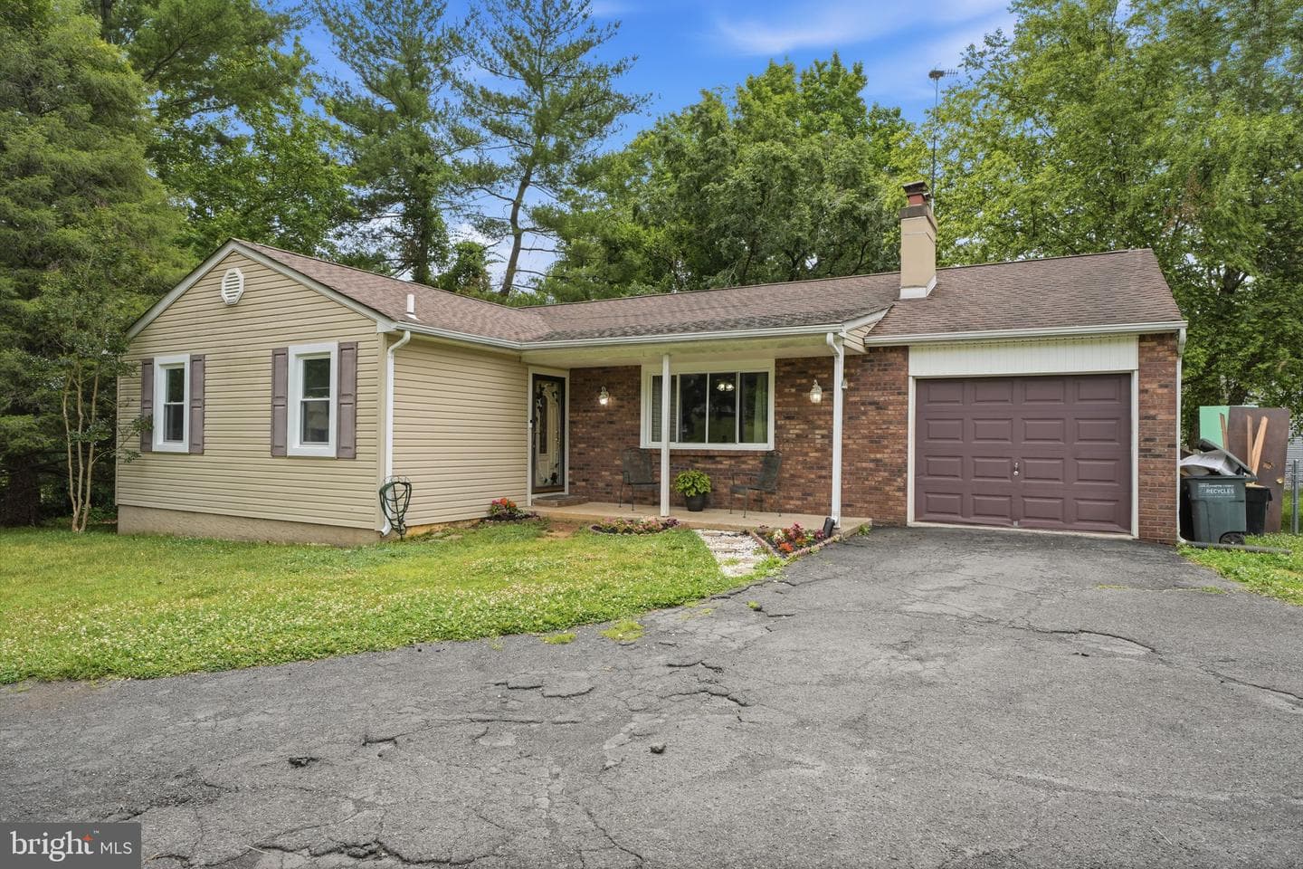 1000 Manor Lane, Feasterville Trevose