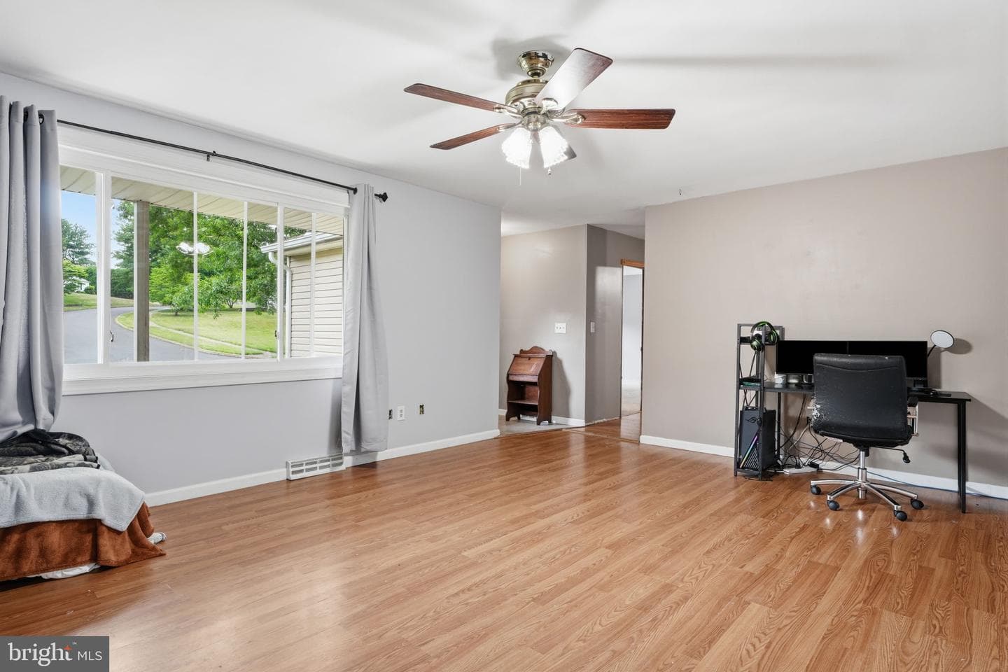 1000 Manor Lane photo 6