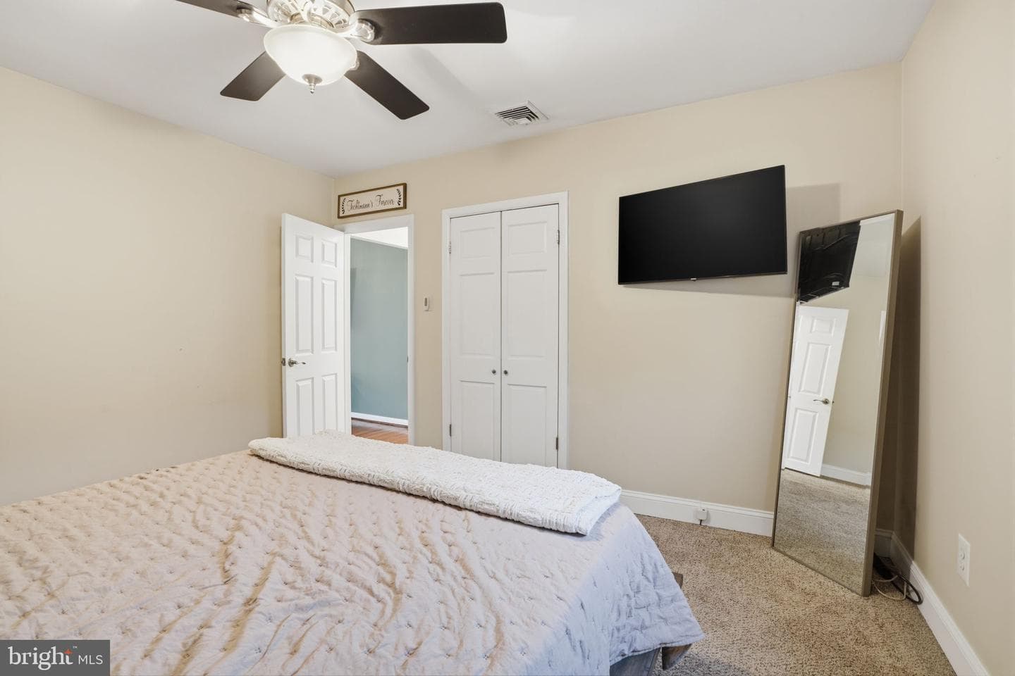 329 Madison Avenue photo 13