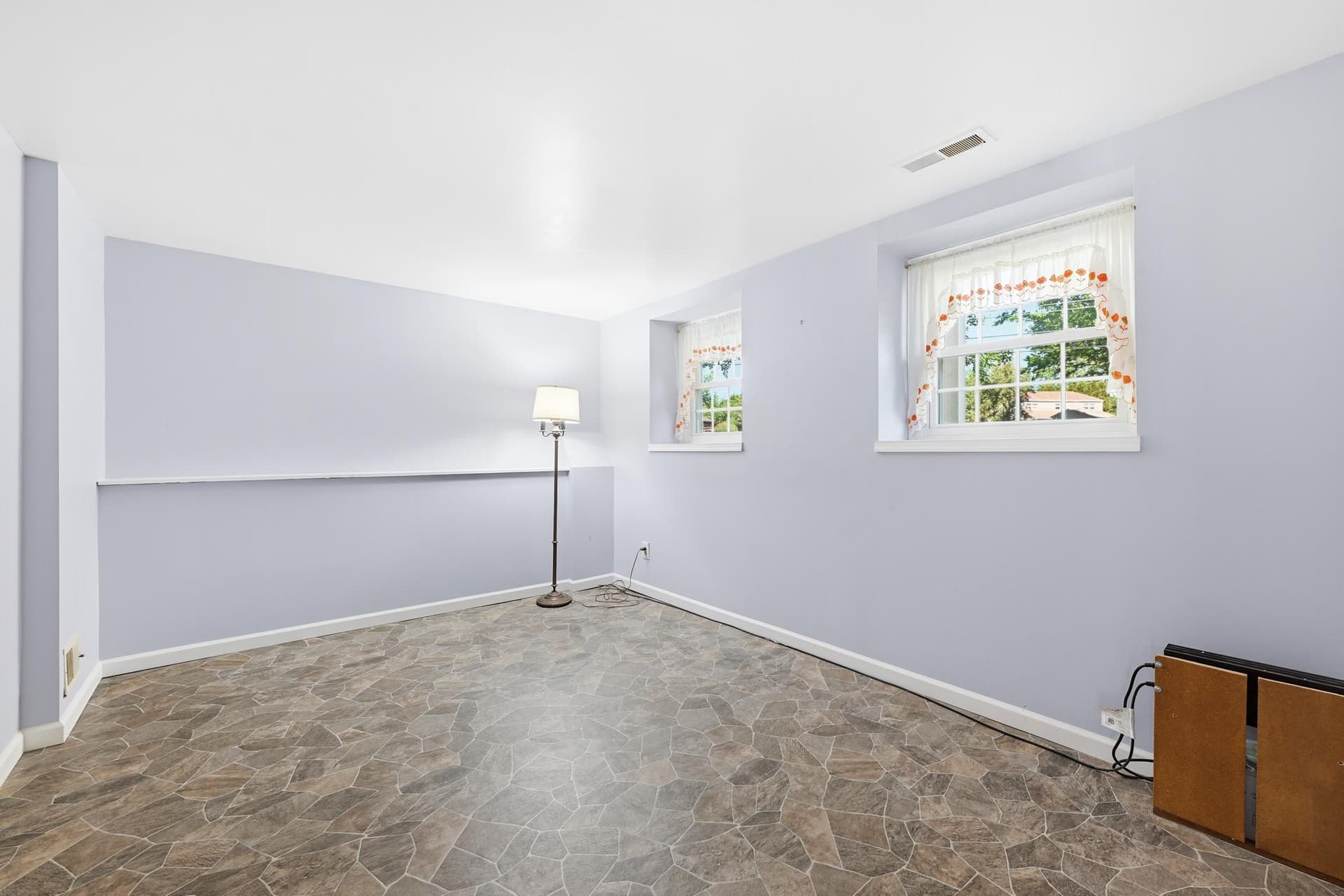 8 Pleasant Avenue photo 35