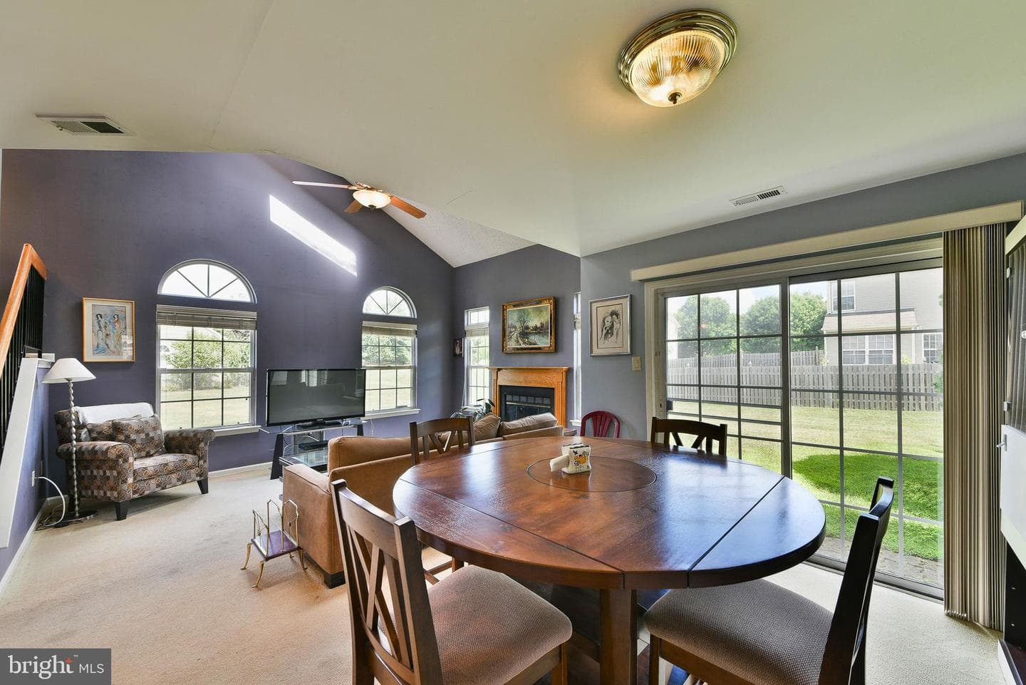 14 Nutmeg Place photo 9