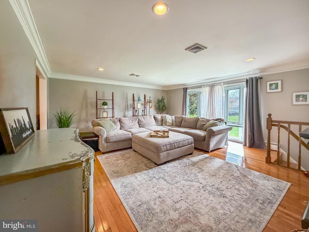 21 E Rotterdam Road photo 12