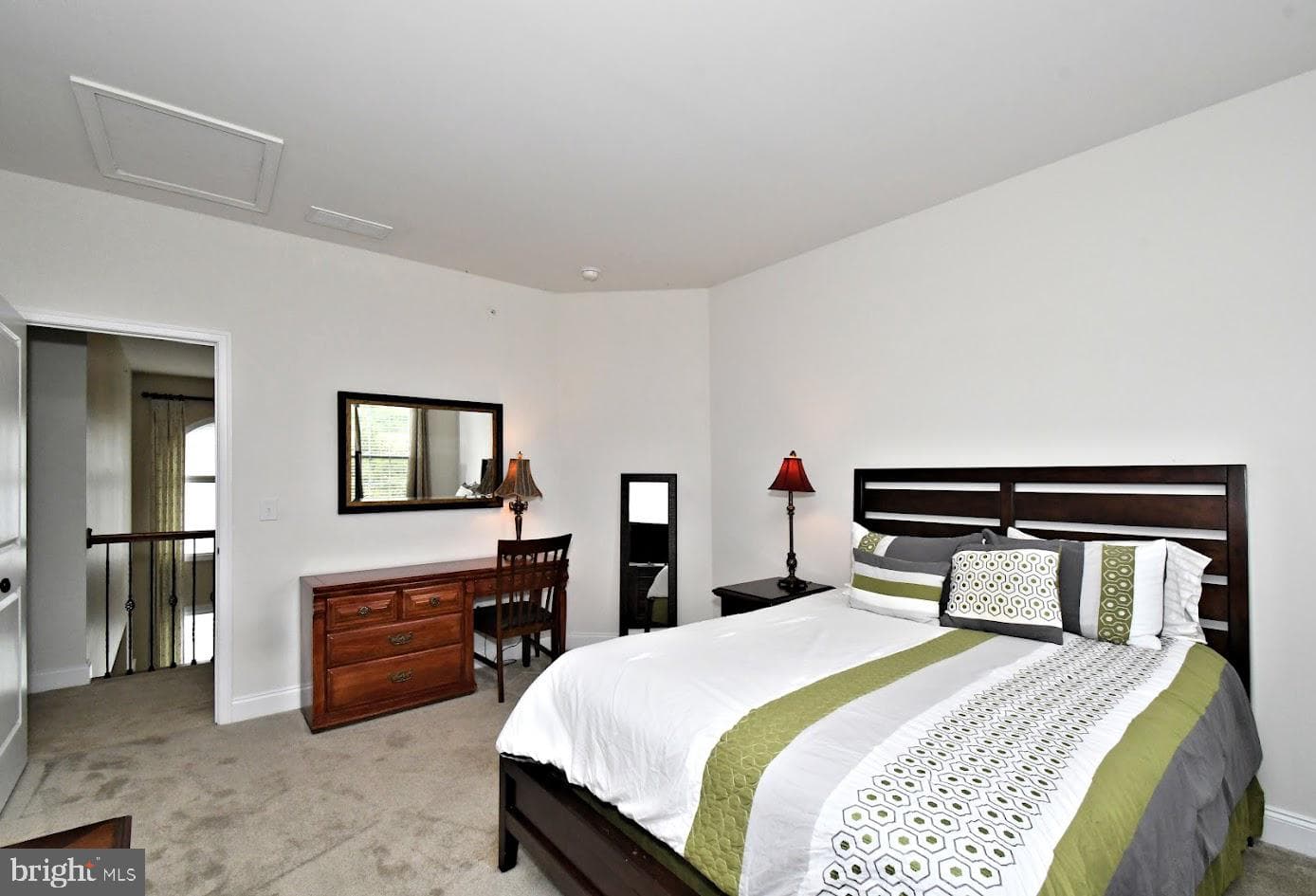 300 Rowland Lane photo 38
