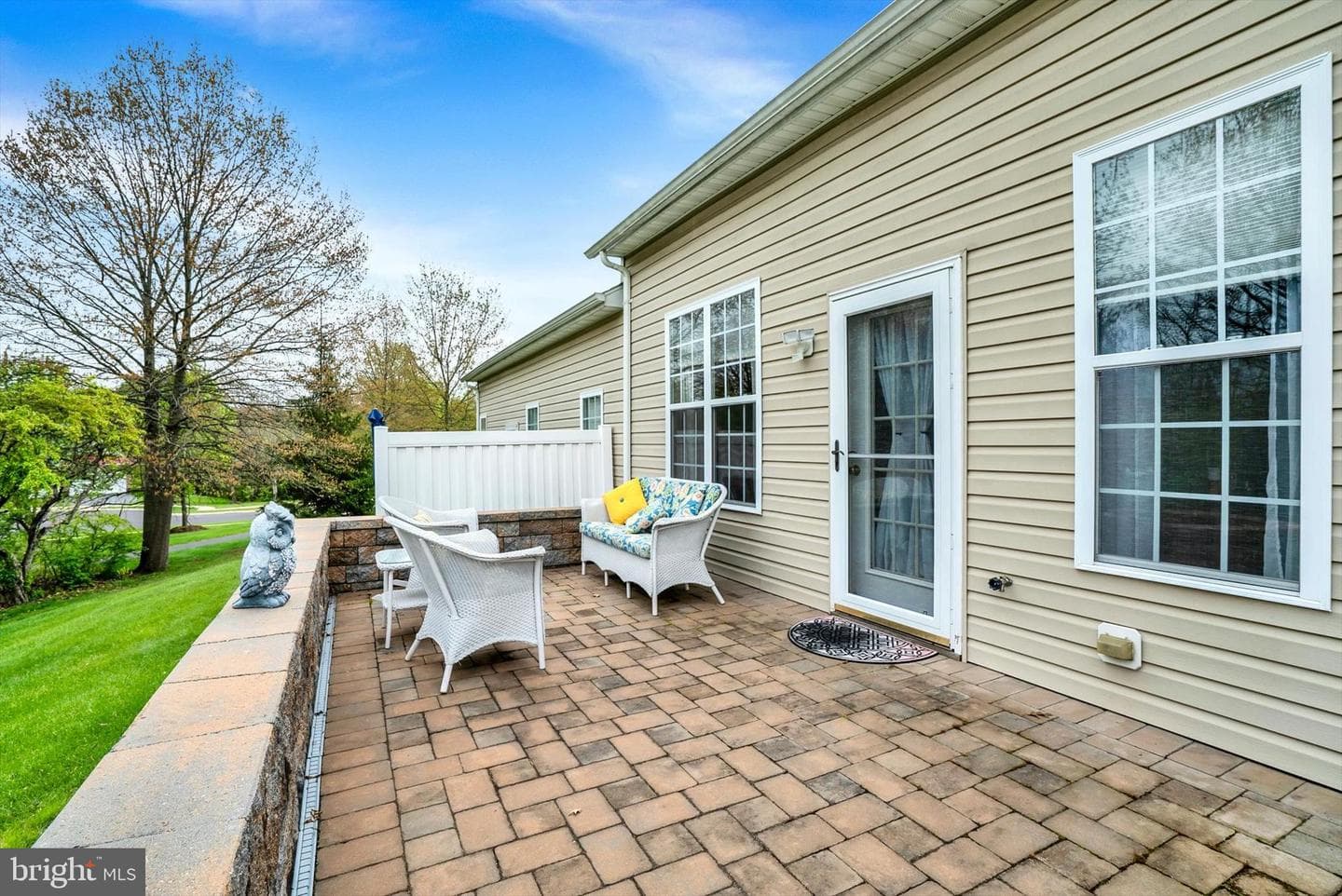 202 Dorchester Drive photo 23