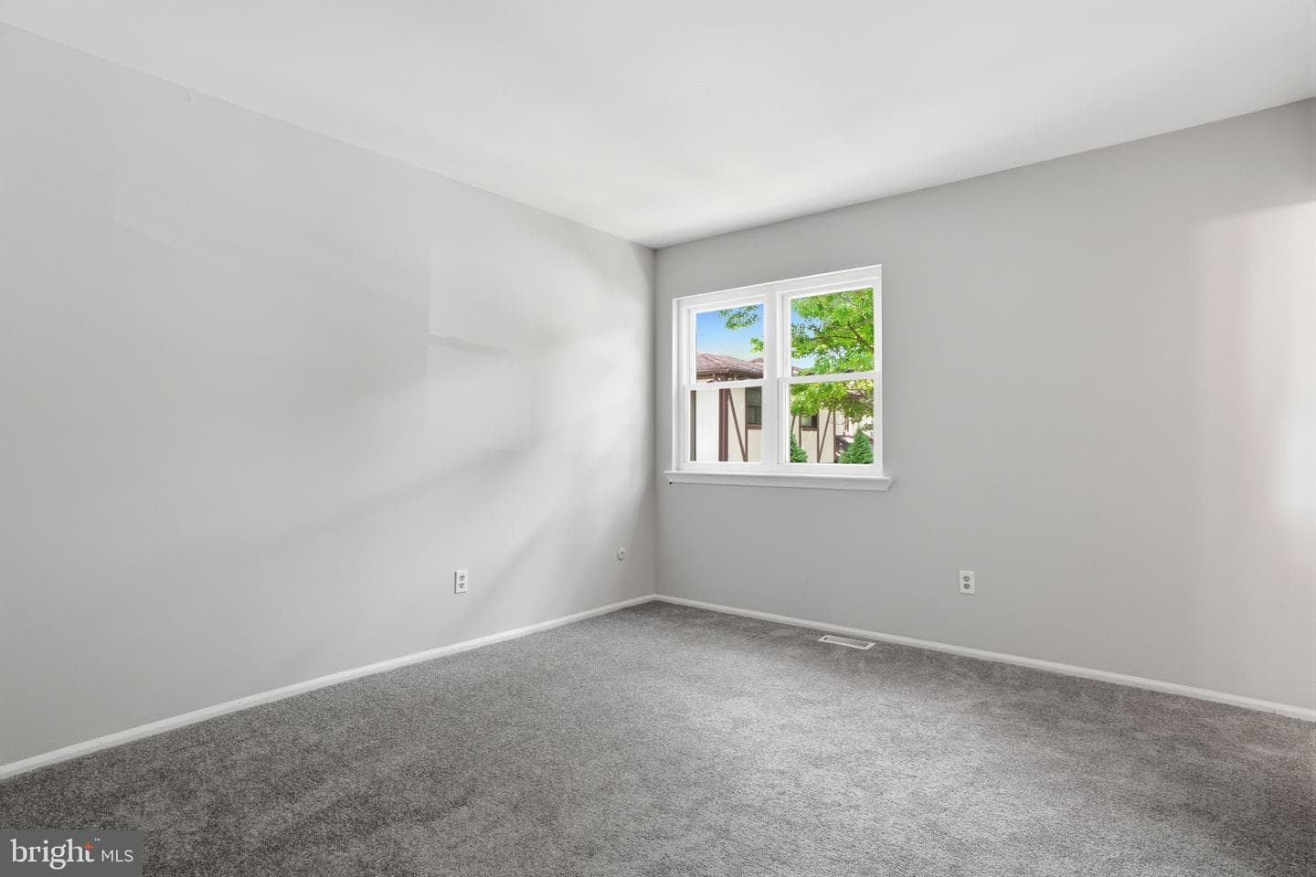 45 Hollybrooke Drive photo 15