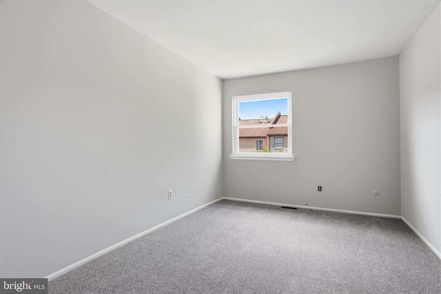 45 Hollybrooke Drive photo 18