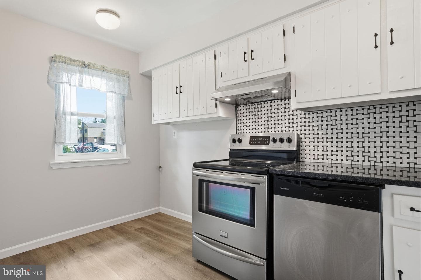 45 Hollybrooke Drive photo 8