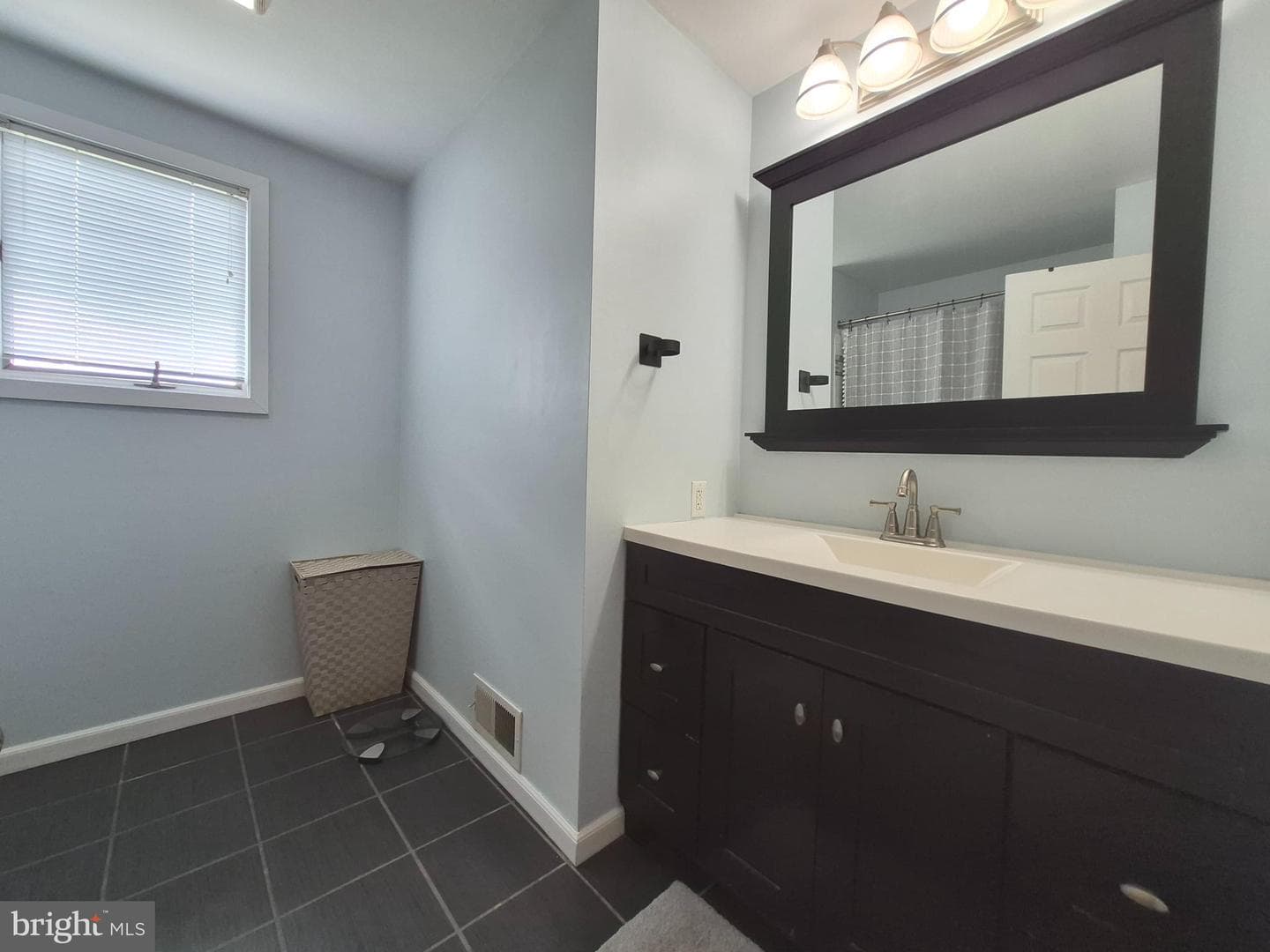 145 Diamond Street #c photo 32