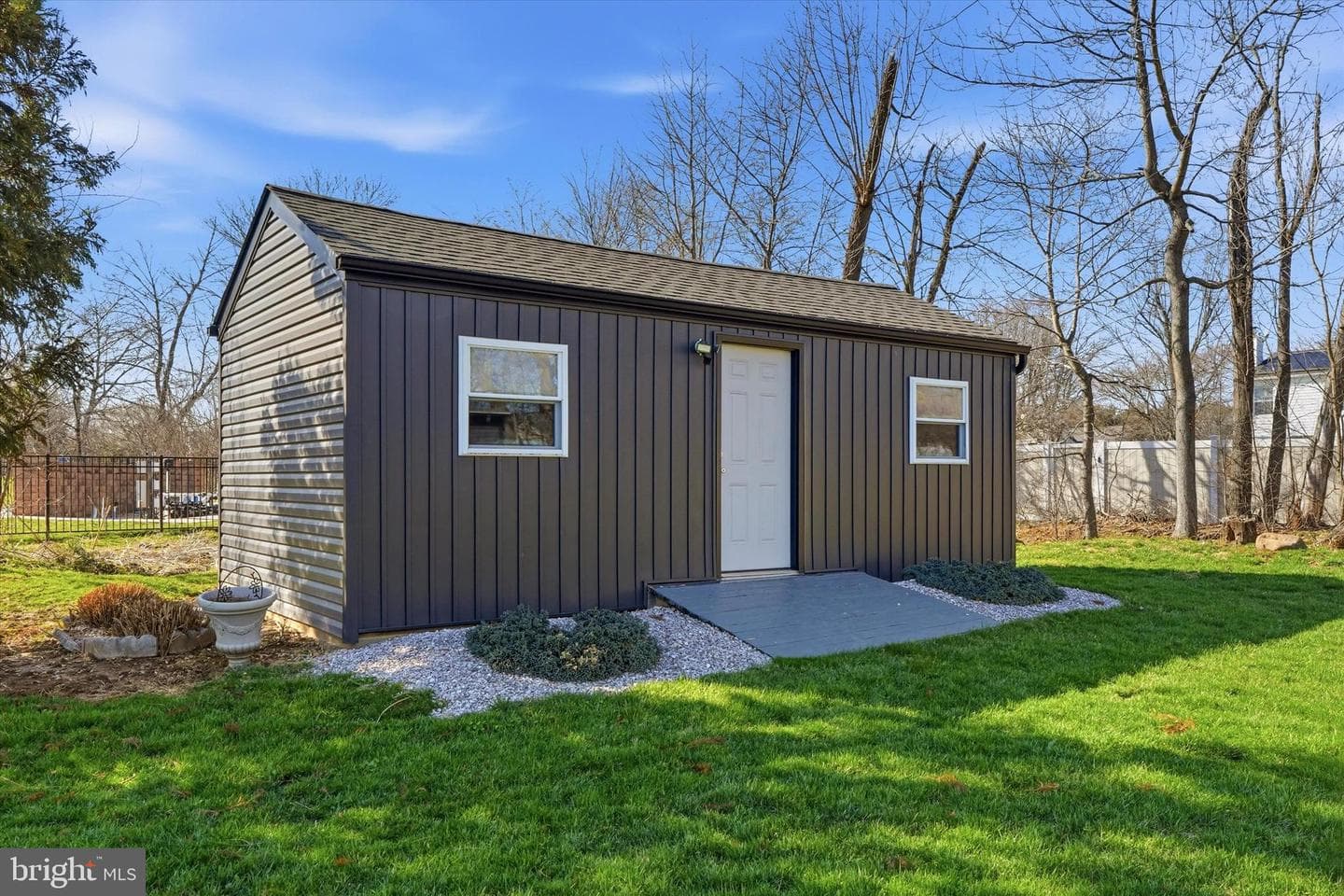81 Shelley Road photo 27