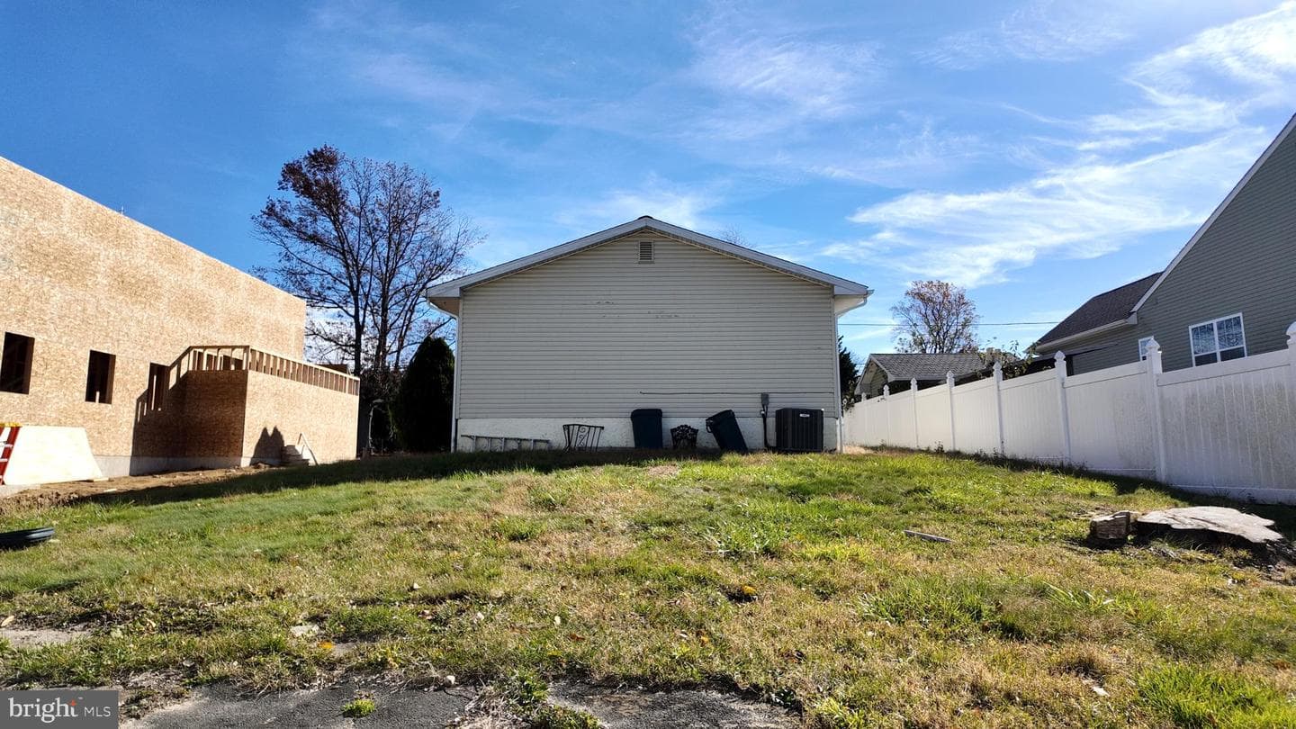 2452 Linconia Avenue photo 28