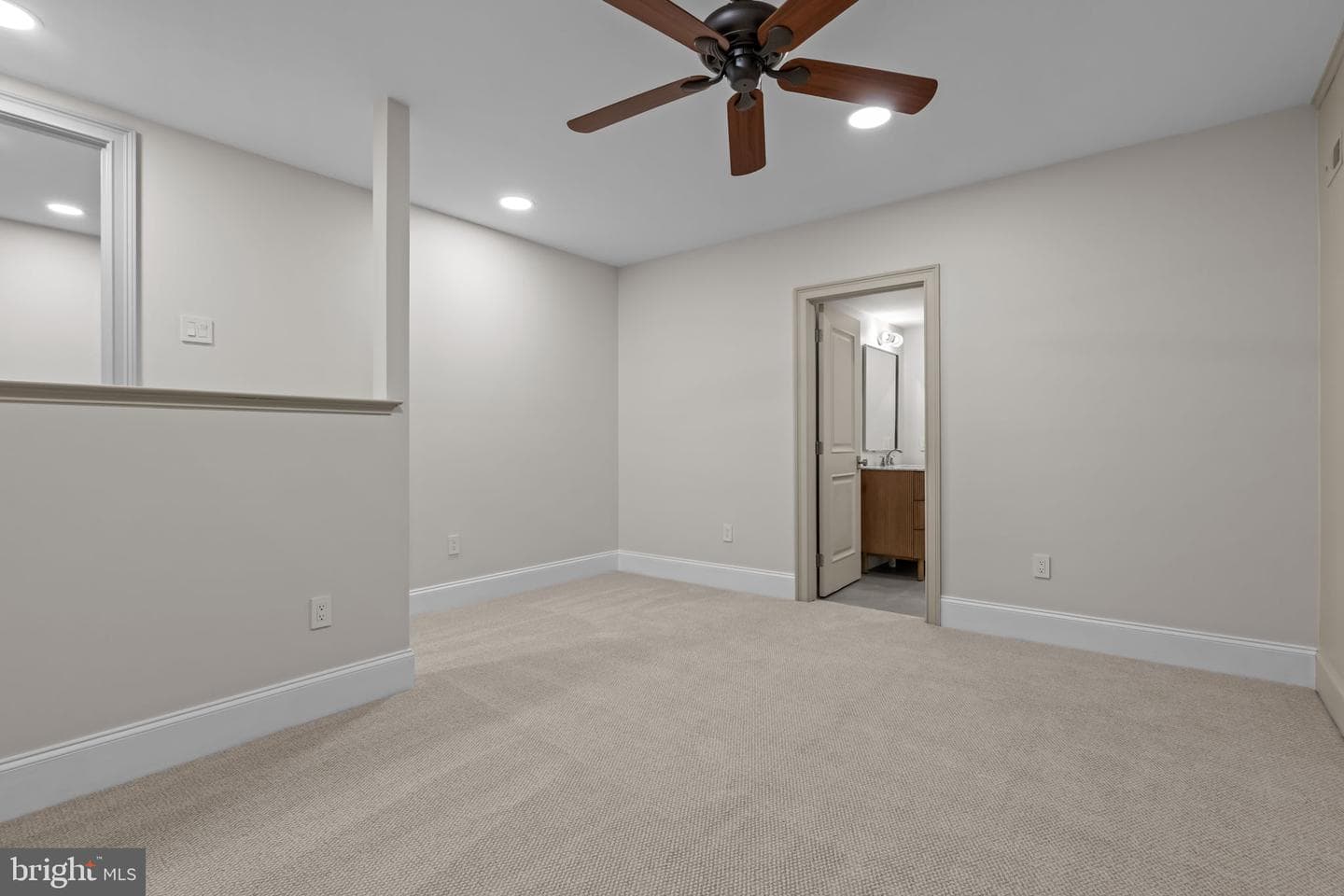 102 Pickwick Drive photo 86
