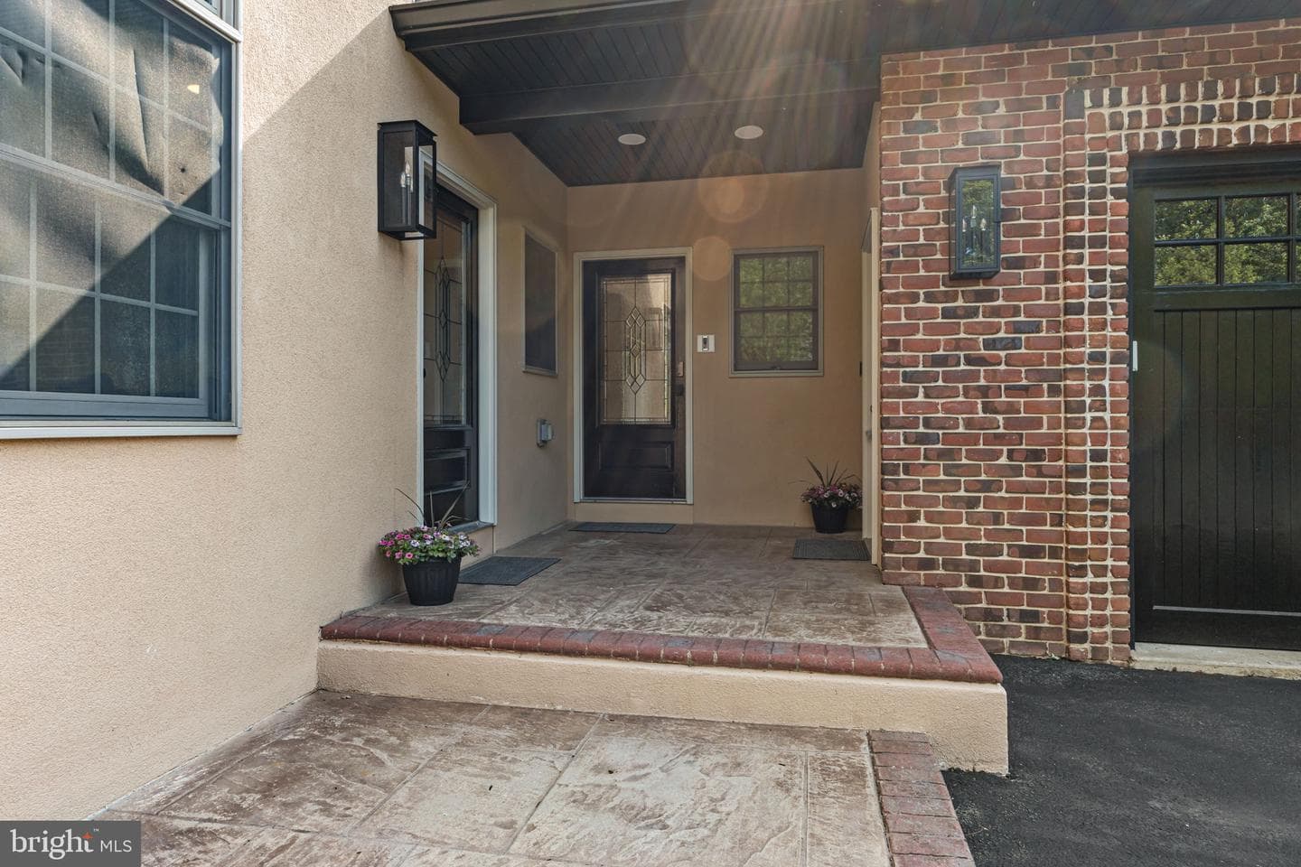 102 Pickwick Drive photo 97