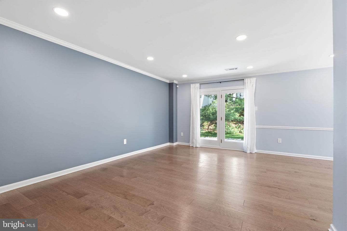 7 Randolph Court photo 18