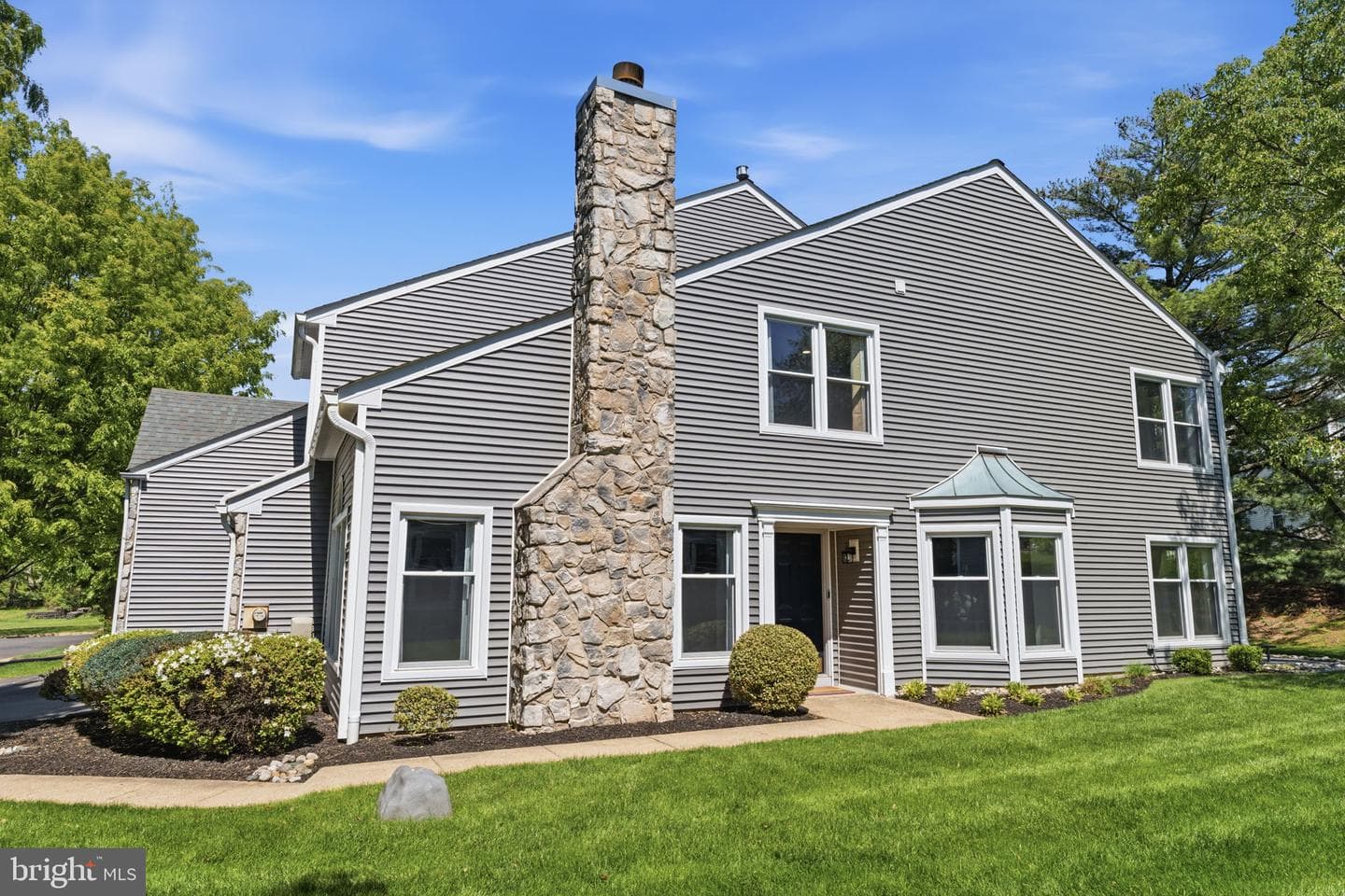 7 Randolph Court photo 42