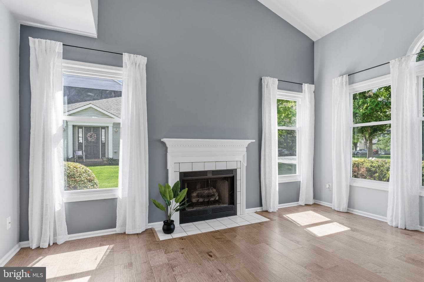 7 Randolph Court photo 6