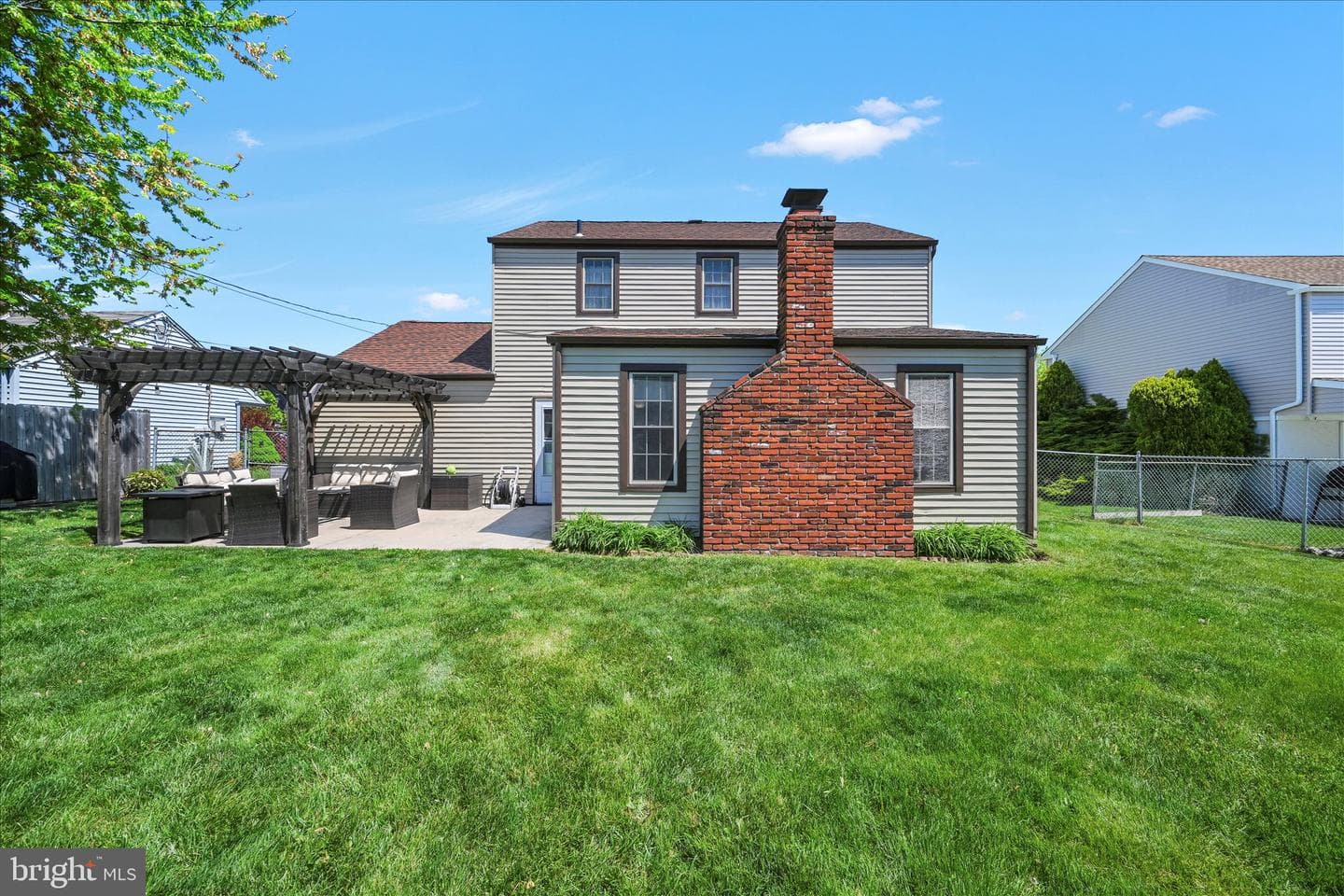 616 S Oxford Valley Road photo 29