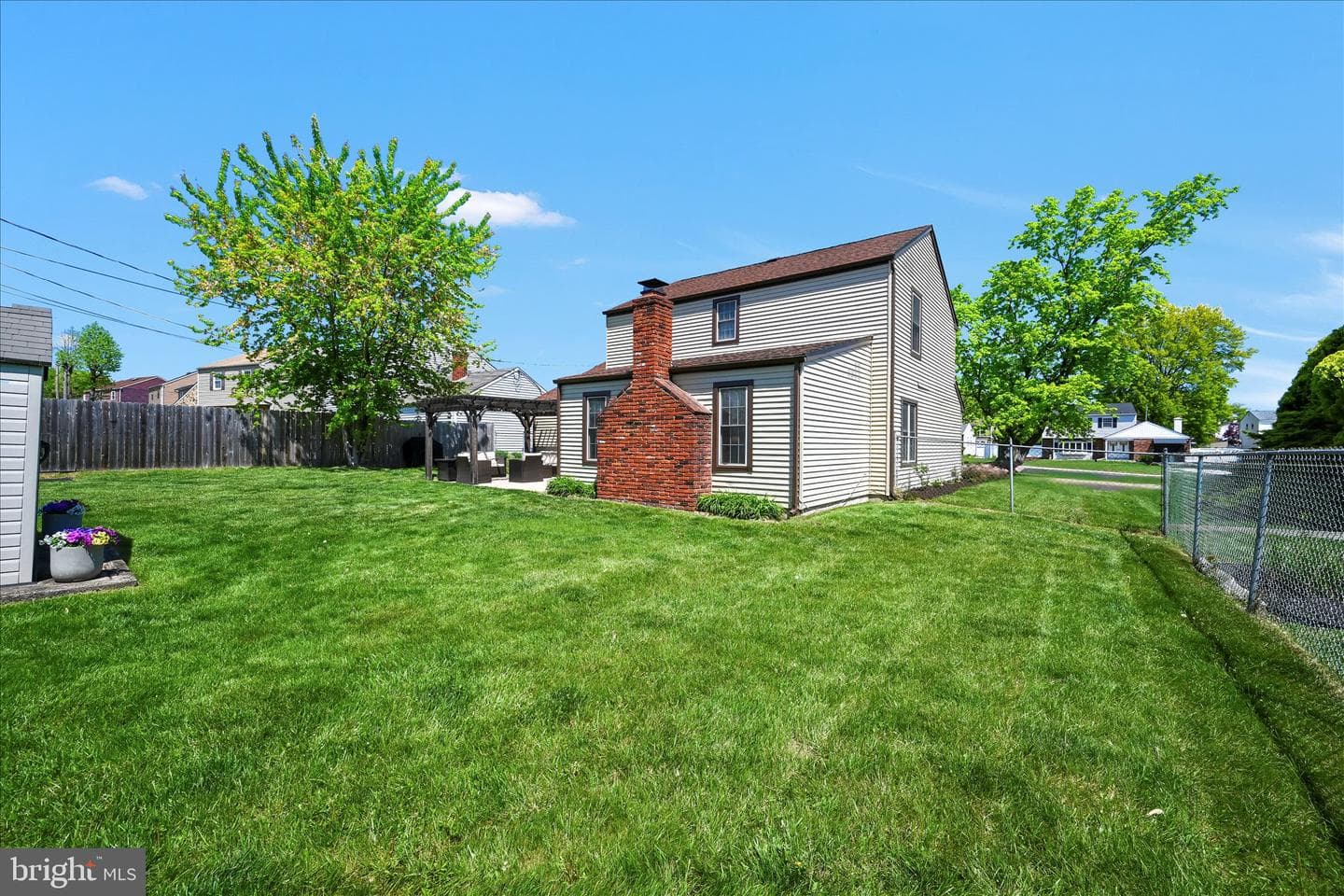616 S Oxford Valley Road photo 31