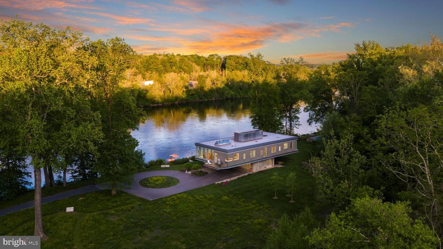 2710 River Road, New Hope