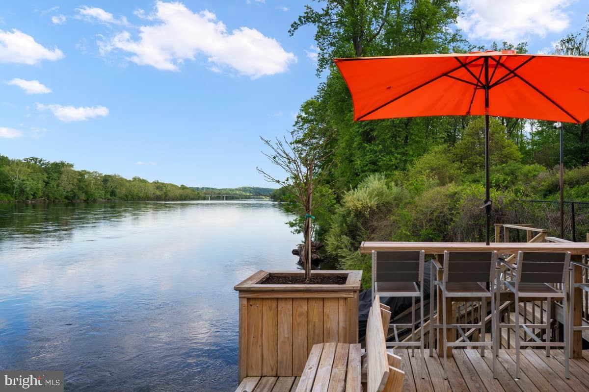 2710 River Road photo 68