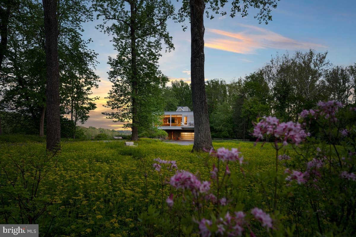 2710 River Road photo 73