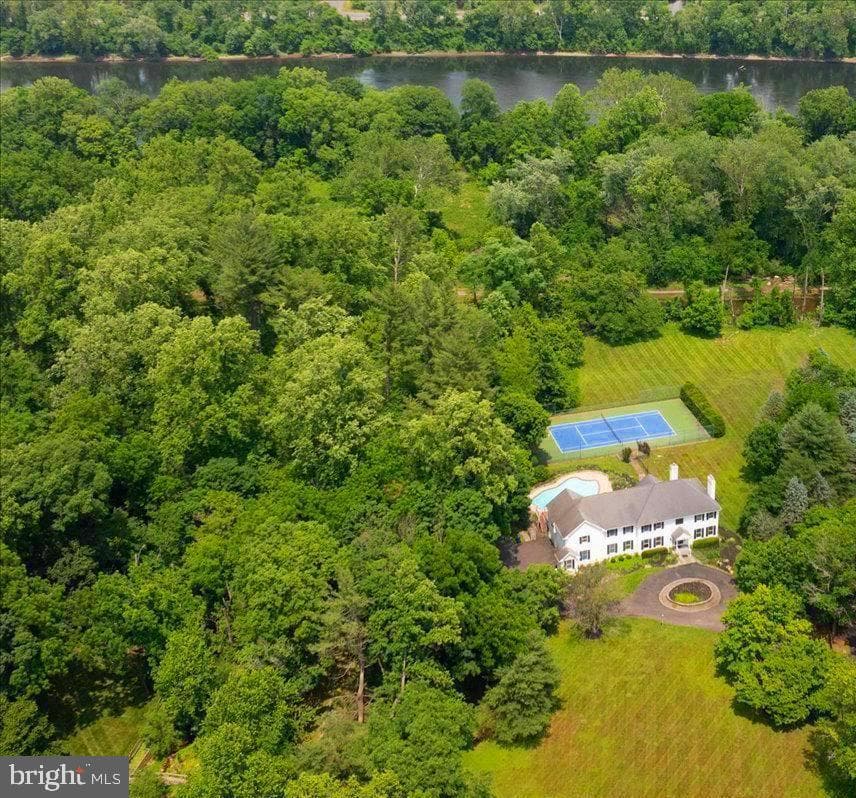 1558 River Road, New Hope