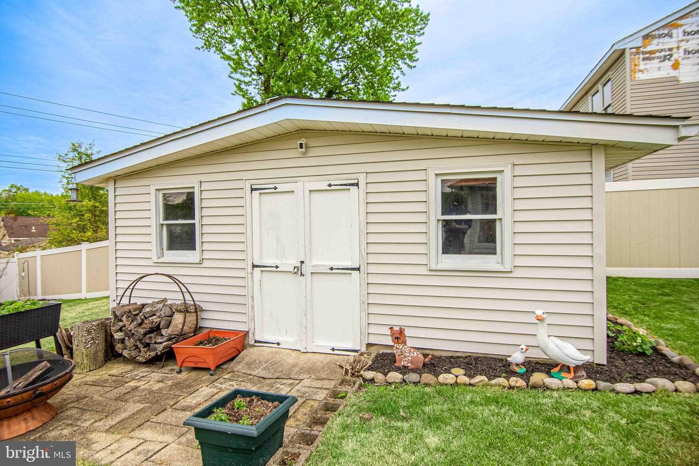 274 Wyandotte Road photo 36