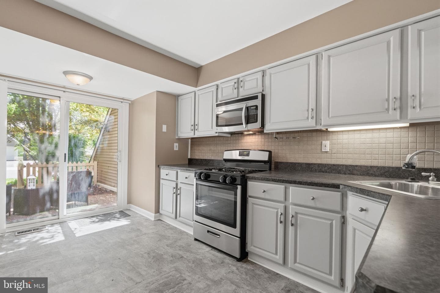 1586 Bud Lane photo 13