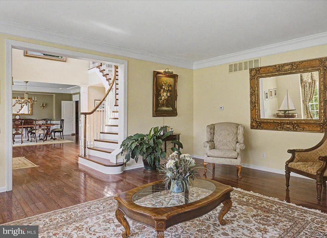 104 Meadowview Drive photo 14