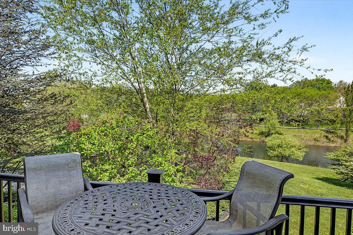 104 Meadowview Drive photo 18