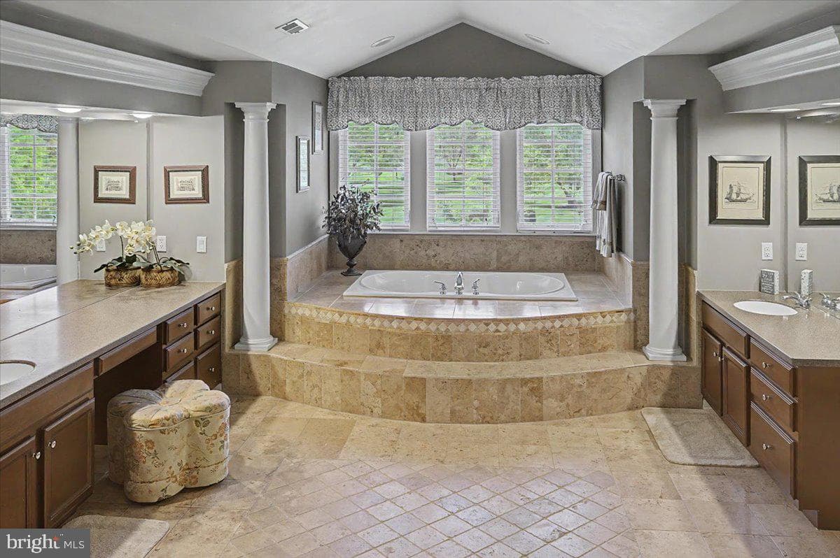 104 Meadowview Drive photo 49