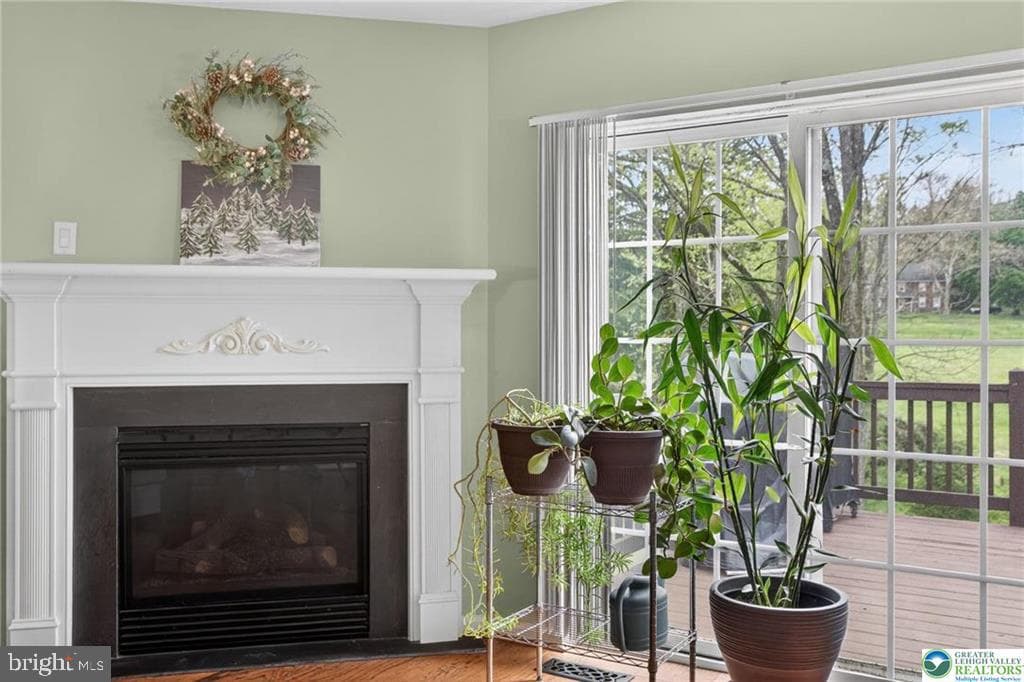 204 Hampshire Drive photo 11