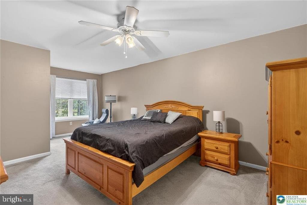 204 Hampshire Drive photo 27