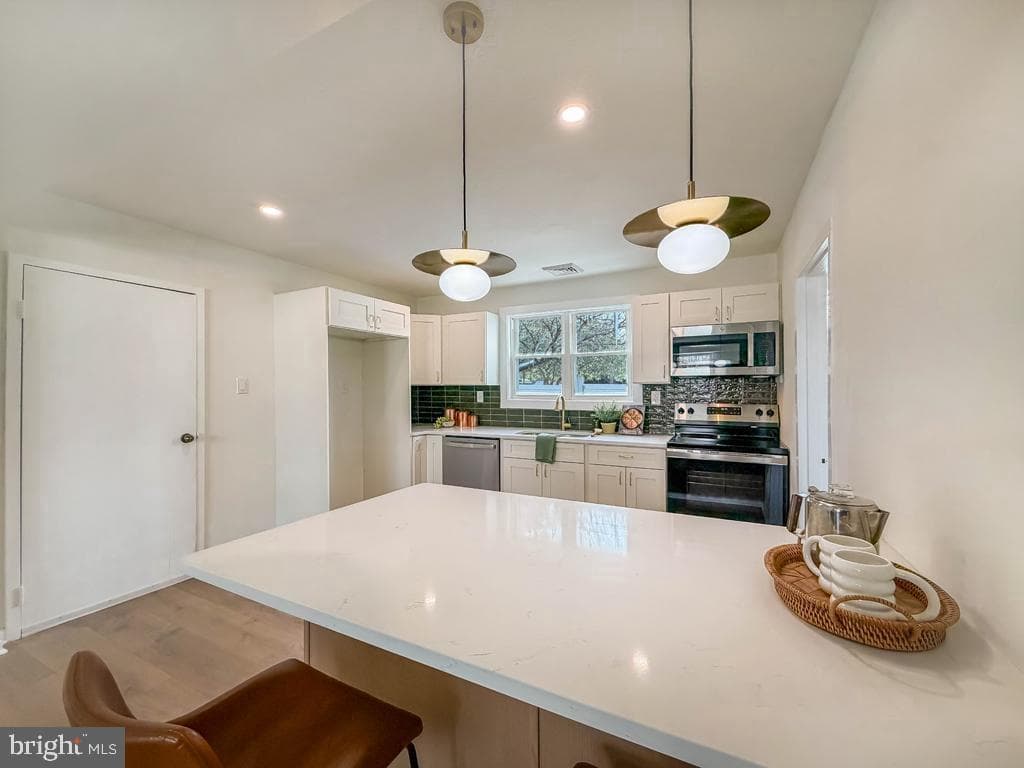 101 Walnut Lane photo 15