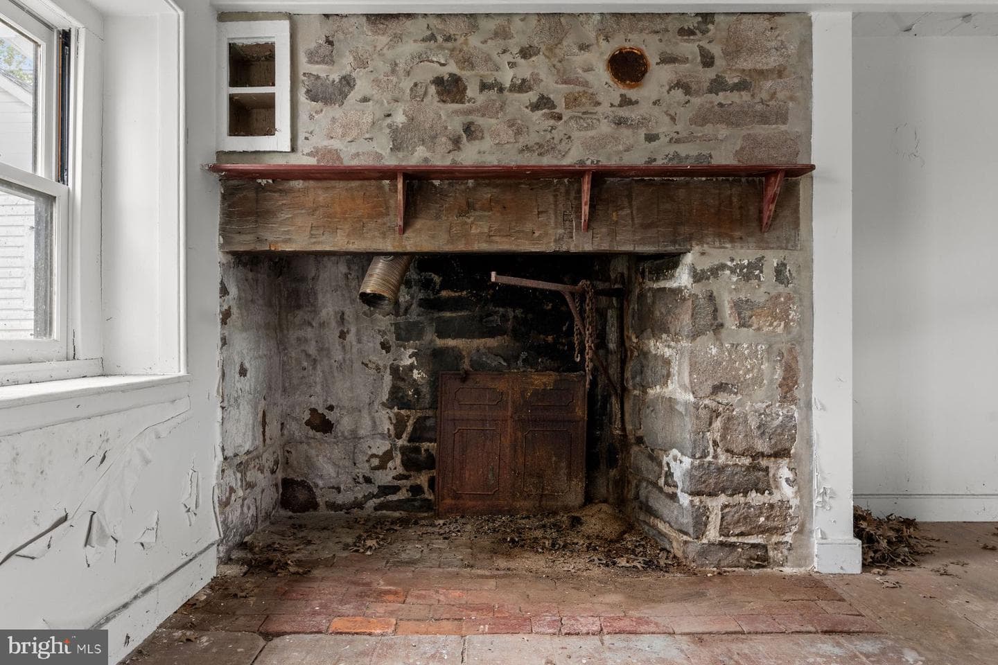 43 Van Sant Road photo 14