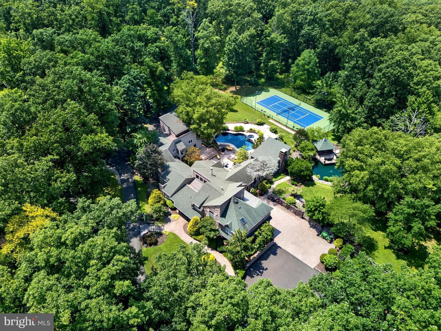 2094 Aquetong Road, New Hope