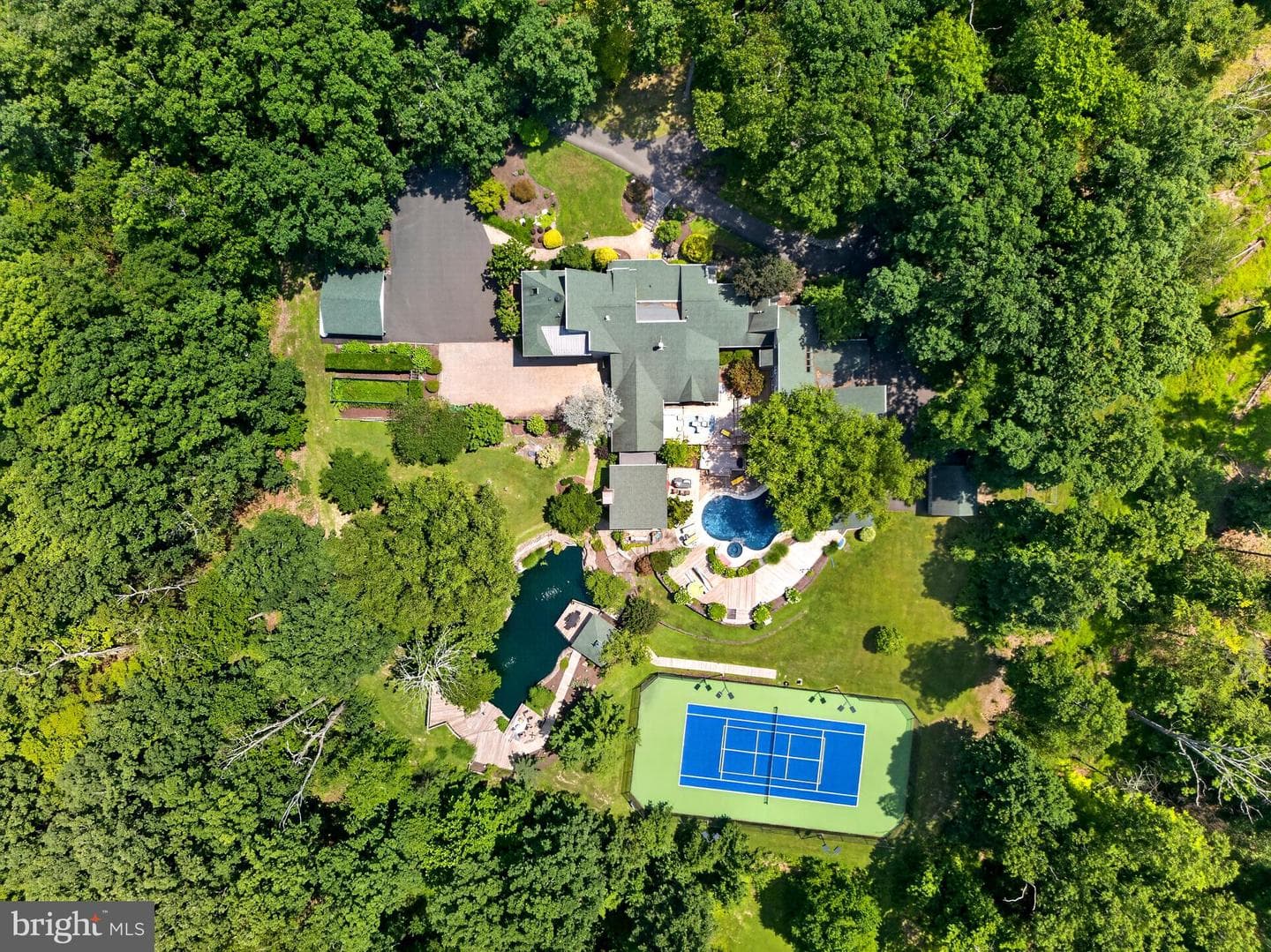 2094 Aquetong Road photo 4