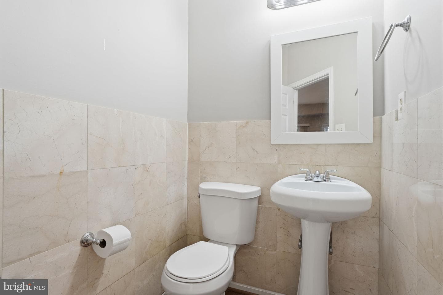 139 Statesman Road photo 20