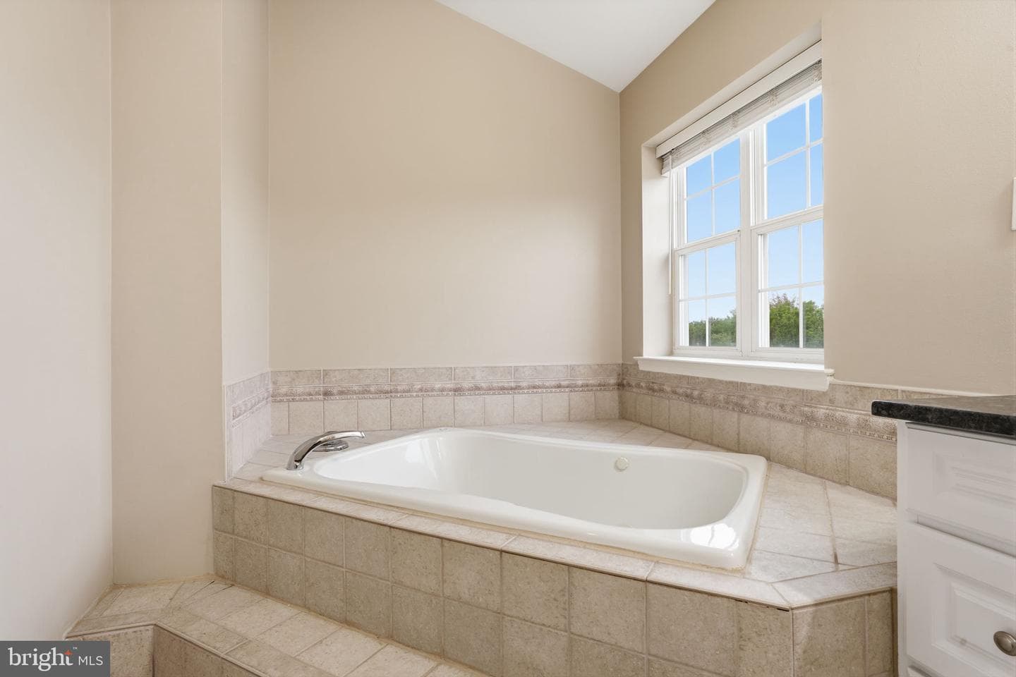 139 Statesman Road photo 25