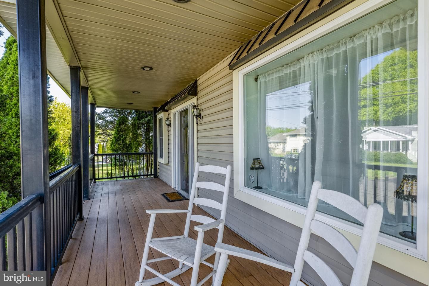 131 N Hawthorne Avenue photo 4