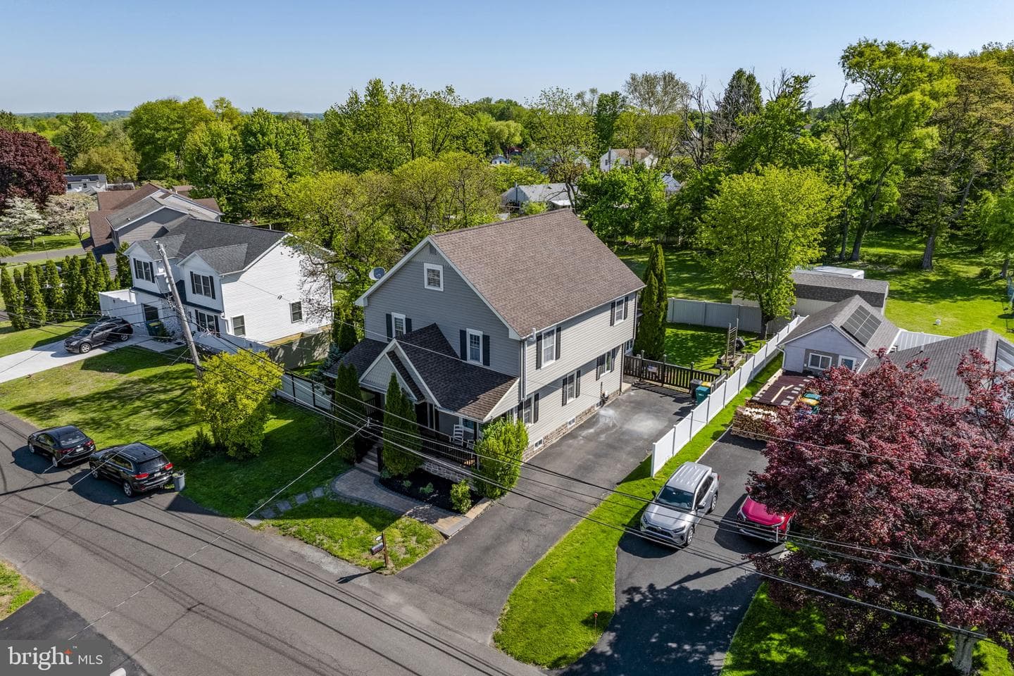 131 N Hawthorne Avenue photo 44