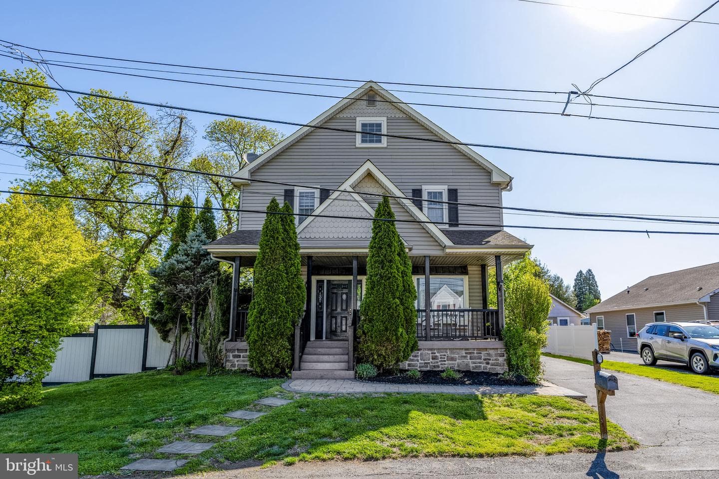 131 N Hawthorne Avenue photo 52