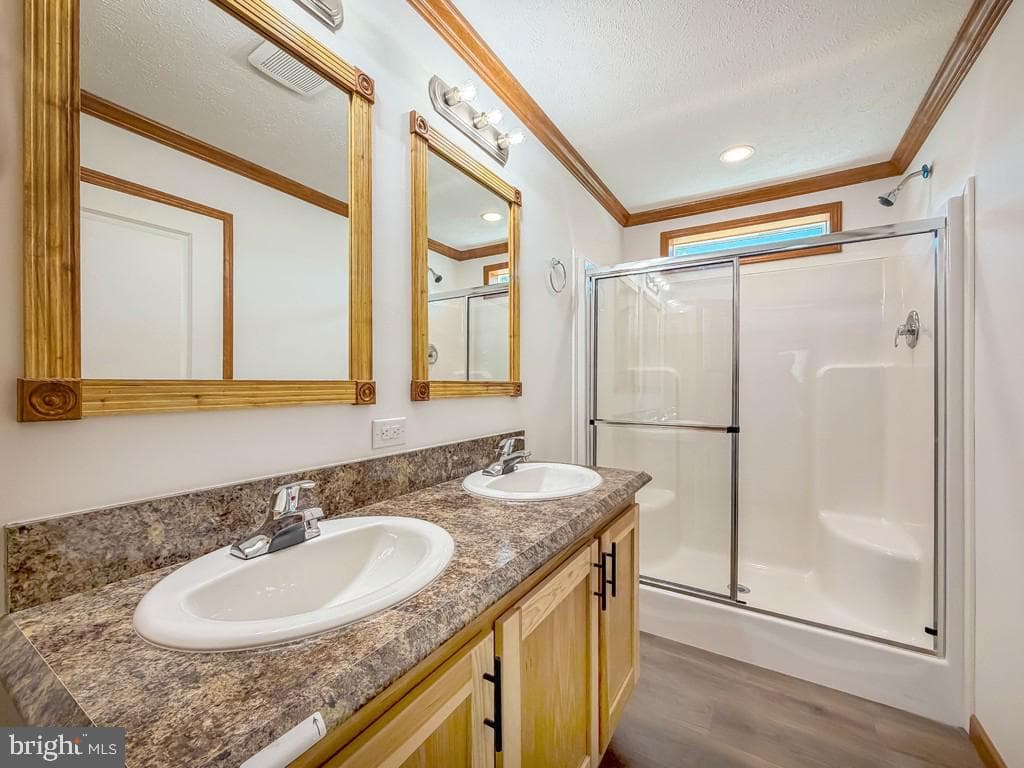 3402 Clayton Drive photo 19