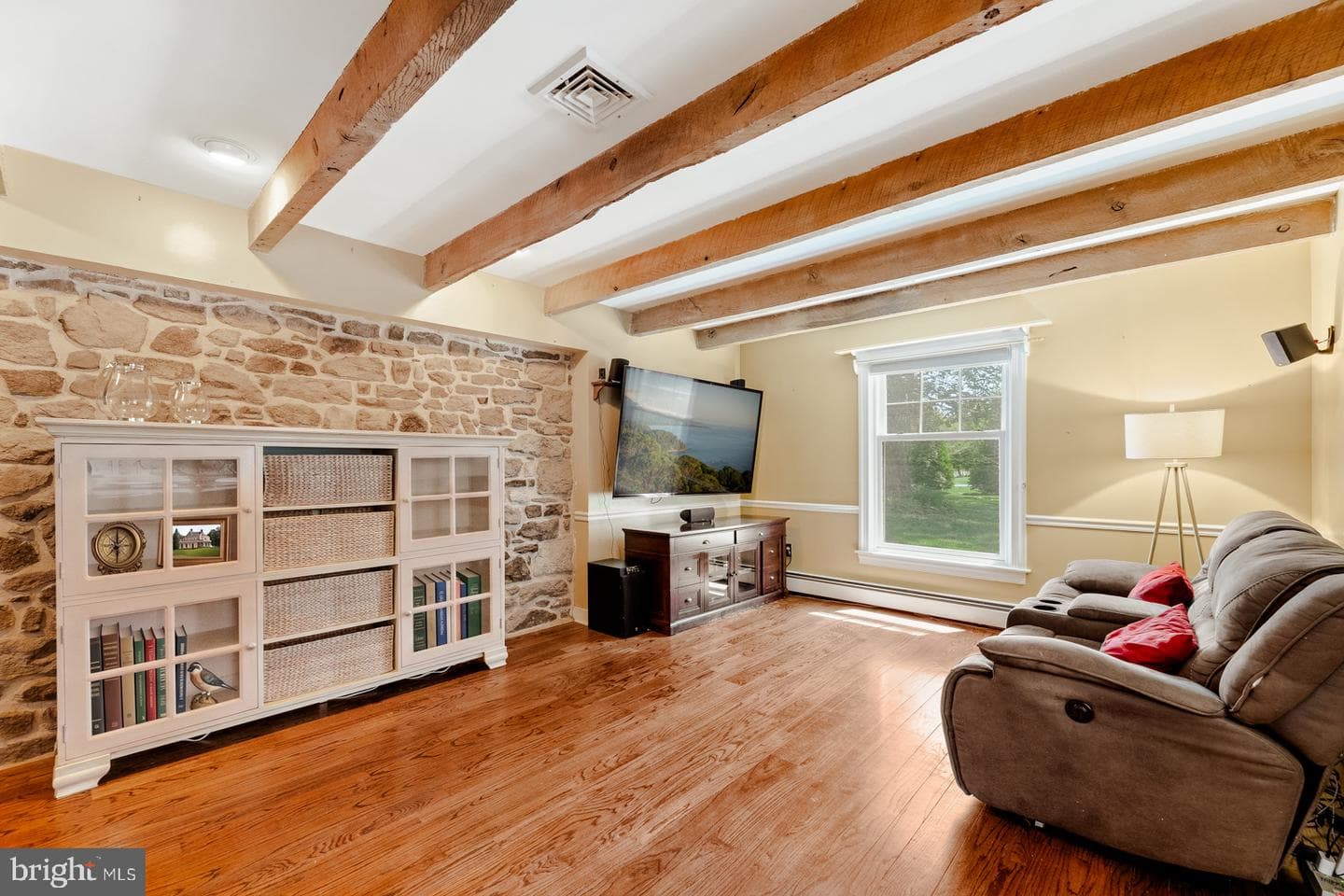 290 Foxcroft Drive photo 23