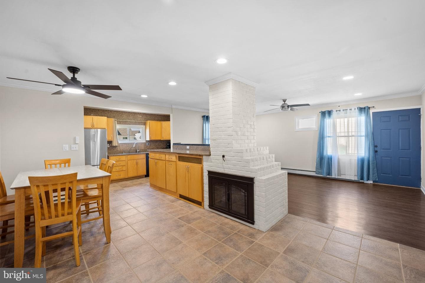 264 Goldenridge Drive photo 6