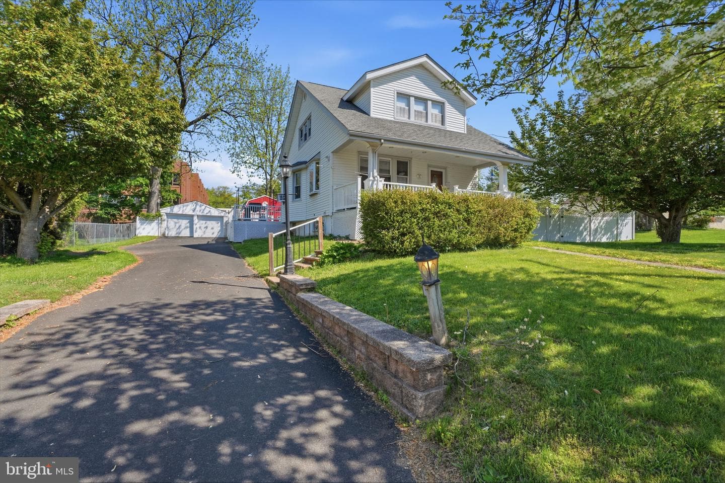 49 Maple Avenue, Southampton